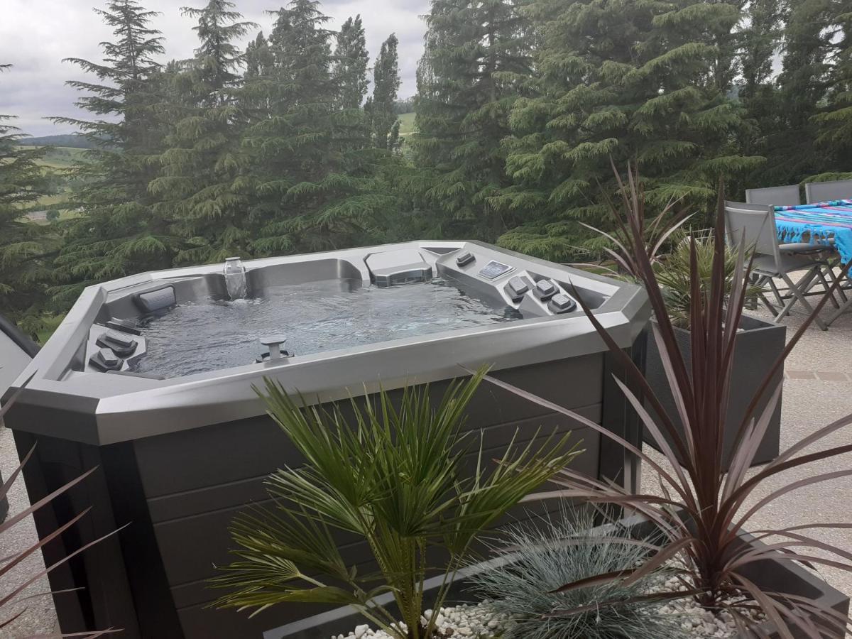 Vimoutiers Gadeyne Nathalie Le Chalet De Malvoue المظهر الخارجي الصورة